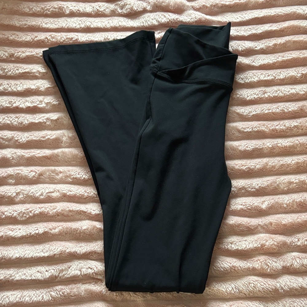 Elegant Black Women's Flare Leggings